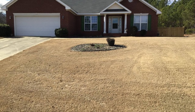 Recently Reduced!Masters rental. 4 BR 2800 sq ft home, just 5 mi from Masters