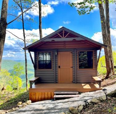 Relaxing Mountain Getaway Above the Sea of Clouds, Black Mountain, NC