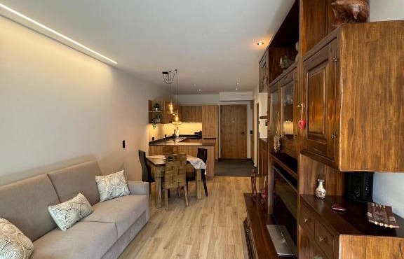 Renesmee Apartment