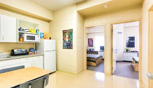 Residence & Conference Centre - Sudbury North