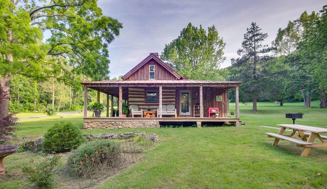 Restored Buchanan Log Cabin on 9-Mile Creek!
