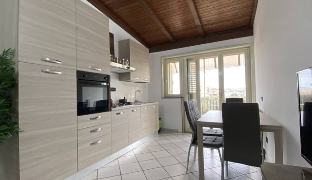 Riva Suite vacation home a stone's throw from the sea