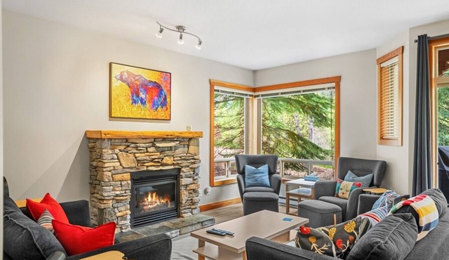 Riverbend Retreat | Hot Tub | Pools | Pets | Creek