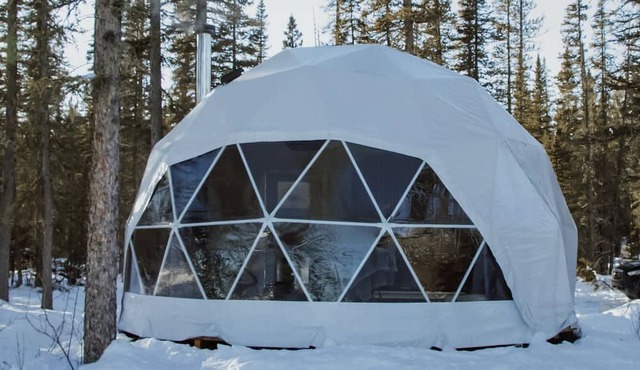 Riverside Relaxation: Comfortable Dome Retreat Along Canada's Elbow River