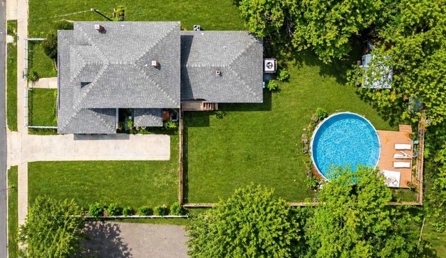 Roberson House Private Pool Walk to DT Sleeps 12