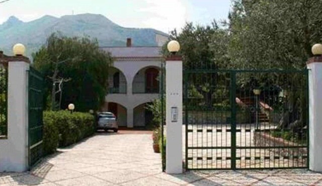 "Rosa" apartment in the Villa