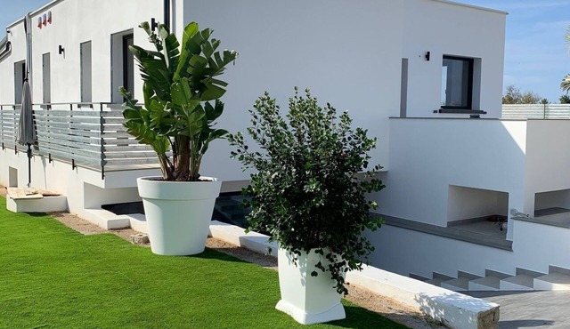 Rosalia Homestay Ponente Apartment