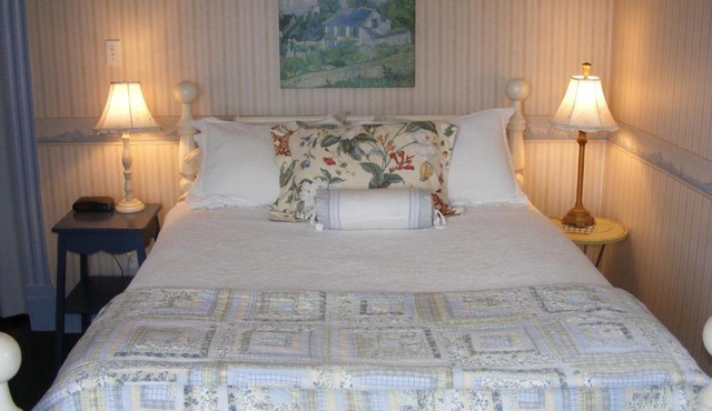 Rothesay House Heritage Inn B&B