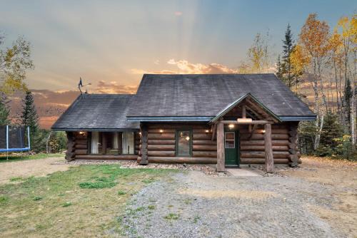 Rustic Log Chalet in Nature - Chalet Le Melisse