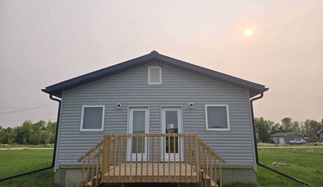 Sarah Cottage - 232 Cottage Road, Steeprock, Manitoba