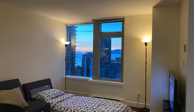 Sea View ~30th Floor Downtown Vancouver Yaletown