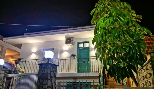 Second floor apartment in villa