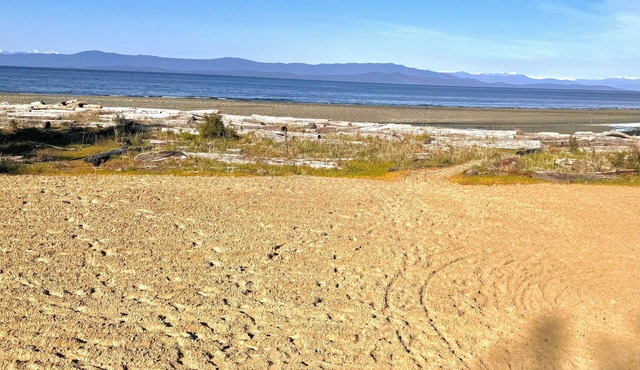 Shorewater Resort - QualicumBeach w/water toys/loaded with amenities