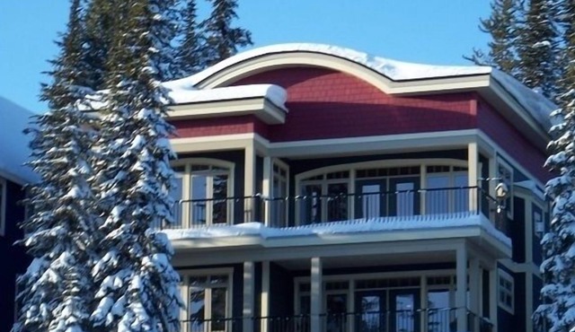Silver Star Mountain - 3 Bedroom - Ski Out - Sleeps 6