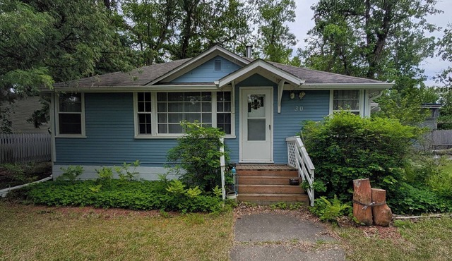 Southern Charm, 4-bed cottage in Sandy Hook, fishing, swimming, hiking, relaxing