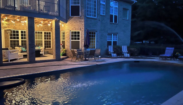 Spacious 4-bedroom4bth house in private golf course community ready for Masters