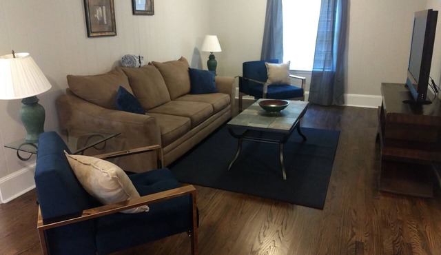 Spacious 4BR/2.5BA Pet-Friendly Safe Charlotte Location Near Uptown & SouthPark!
