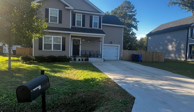 Spacious 5-bedroom house with AC, WiFi in delightful Chesapeake