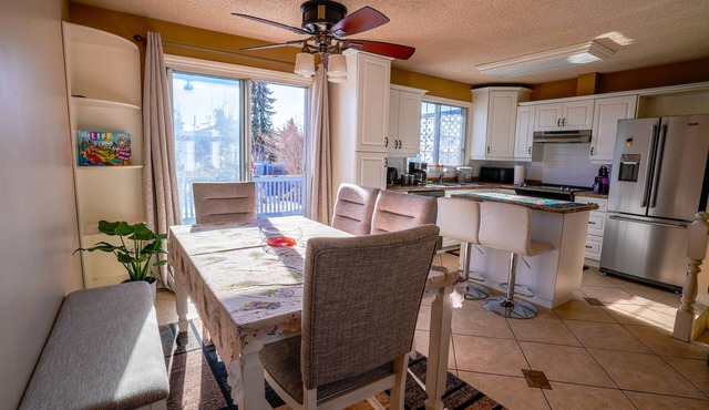 Spacious 5BR Edmonton Home | Sun Deck, Fenced Yard, Fast WiFi & Free Parking
