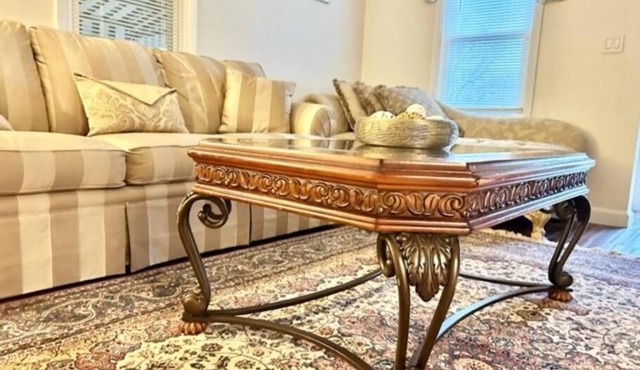 Spacious Cape Cod in Monroeville in Pittsburgh