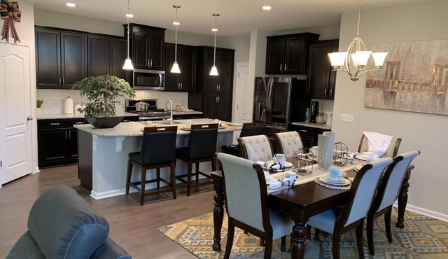 Spacious Durham Townhome Close to Duke & RDU