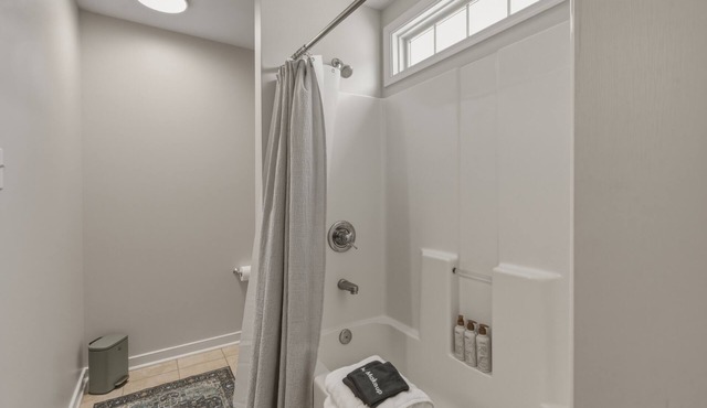 Spacious home in safe and accessible area! Close to Hull Street, TurnPike, & RVA