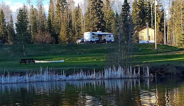 Spacious Lakefront Campsites