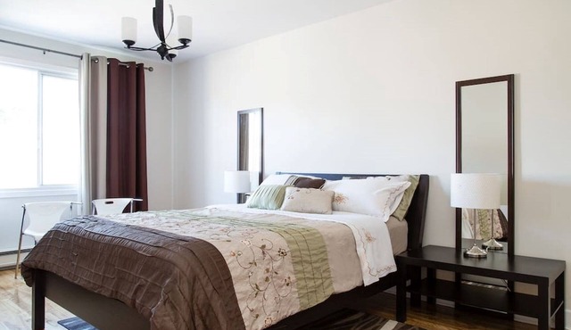 Spacious, Modern 2 Bedroom, 20mins to Downtown