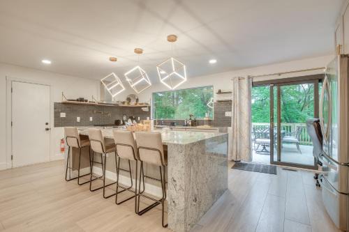 Spacious Riverfront Delaware Home w/Views in Delaware