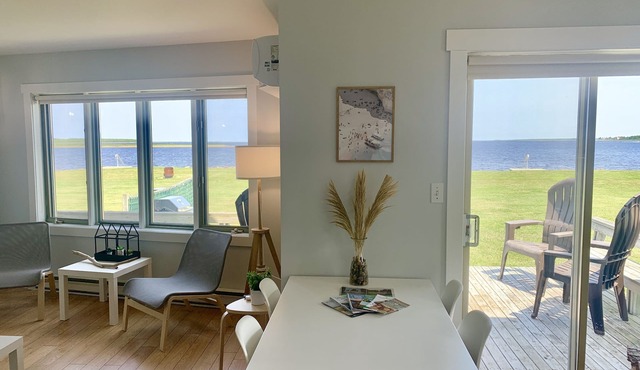 Sparkling Waters Beachfront, Pool&Hot Tub Access!