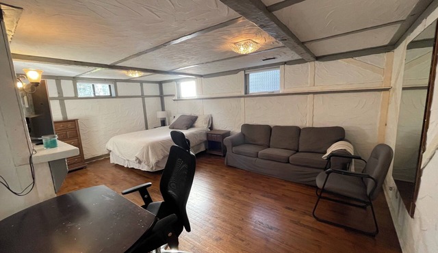 Steps To University of Victoria and Cadboro Bay Beach. 3 bed 2 bath