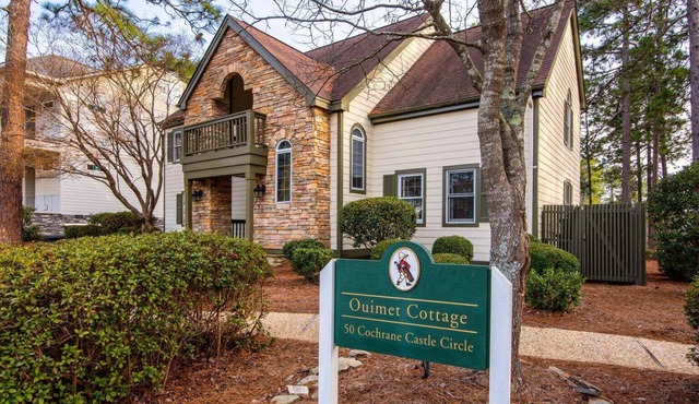 Stunning Golf Views on Pinehurst National No. 9. A Luxurious Retreat Awaits.