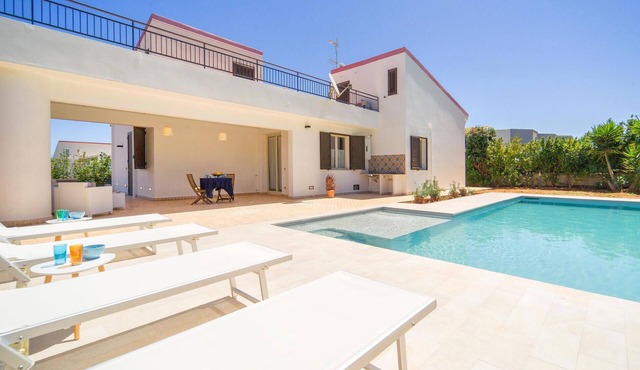 Stunning home in Altavilla Milicia