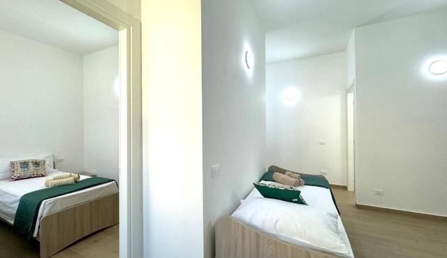 Suite 302 Casa Ferrante Srls