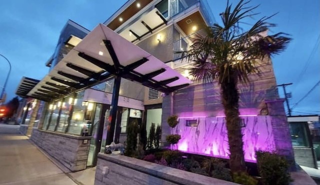 Sunset Mews Luxurious 3 Bed Townhouse