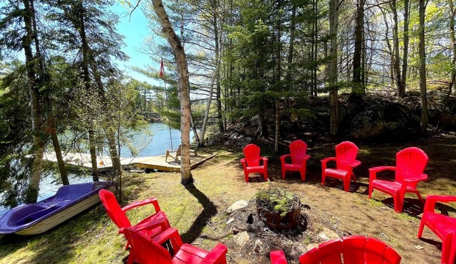 "Take It Easy" cottage w/Hot Tub & Finnish Sauna