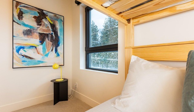 Tally Ho By Revelstoke Vacations