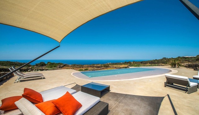 Tenuta Gharb - Two Bedroom Villa, Sleeps 4
