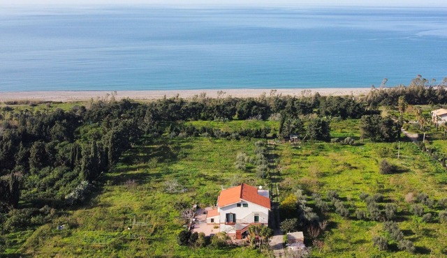 Tenuta Piana 1: with direct access to the sea