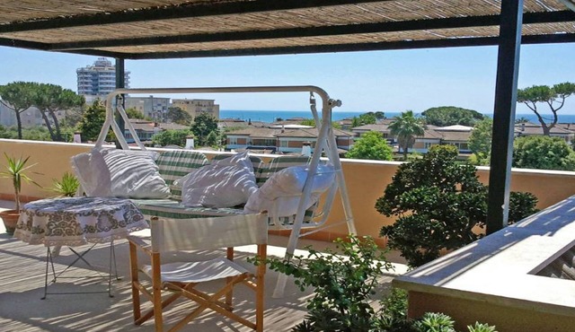 TERRACINA BEAUTIFUL PENTHOUSE NEAR SEA BIG TERRACE