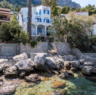 Terrazza sul mare