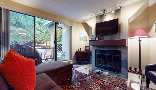 The Gables - Newly Renovated, Best Location in Town, Quiet Yet Central