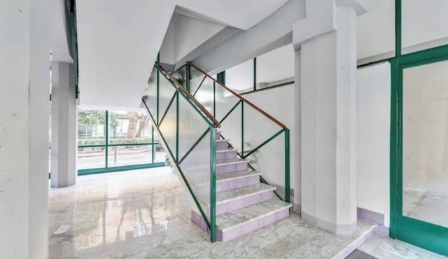 The luminous. Spacious apartment in Rome near the historic center.