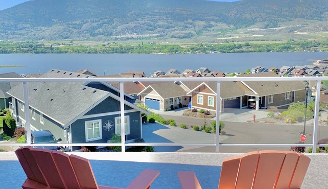 The Osoyoos Lake Breeze Cottage #260