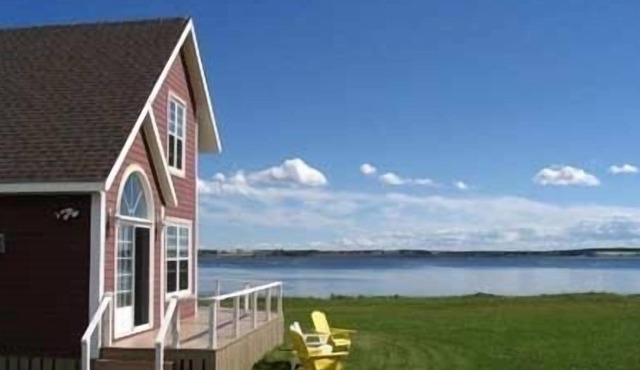 The shores at Darnley Cottage