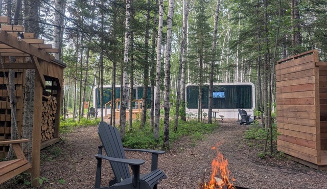 The Spruce Bliss Pod