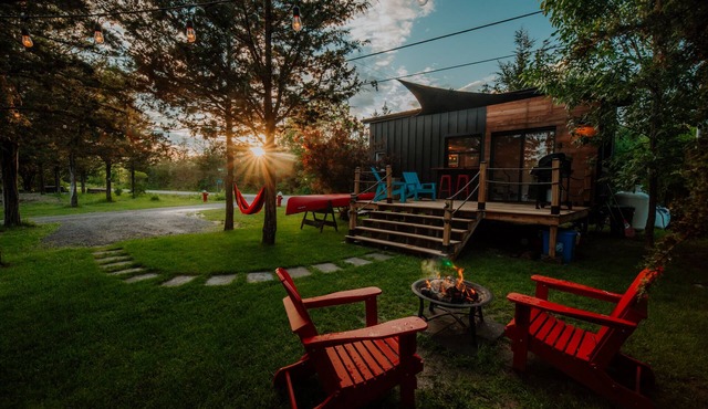 Tiny Home Stay Near Wine County, Bay View & Access