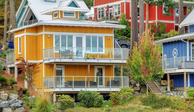Tiny house with a BIG View