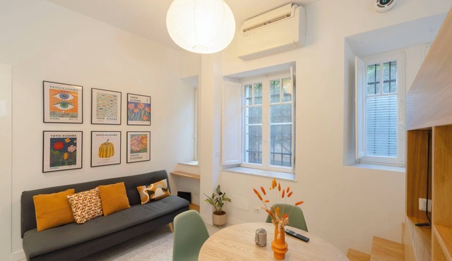 Torlonia Studio - Studio Apartment, Sleeps 2