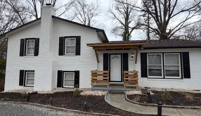 “Tranquil 3‑bedroom residence, ideally situated in Winston‑Salem.”
